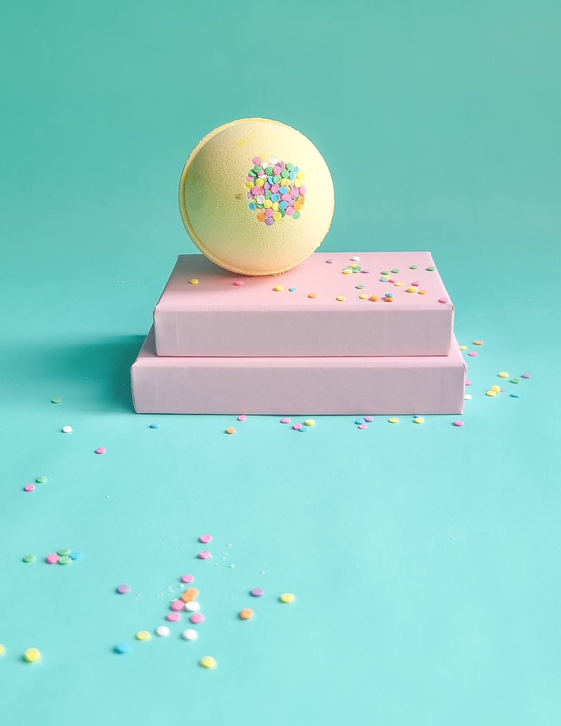 Surprise Toy Bath Bomb ~ Gummies